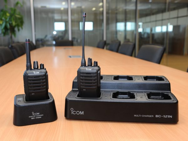 Icom F3002 / F4002